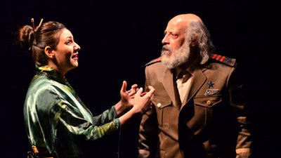 «الساعة الأخيرة» يعود من جديد على مسرح الغد.. الأحد