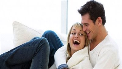 خبيرة علاقات زوجية: الرجل يحب 