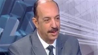 خبير يحدد أسباب تراجع أحجام وقيم التداول وتذبذب أسعار الأسهم بالبورصة