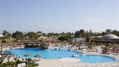 موظفو «الشمس»: رئيس النادي يرفض صرف علاوة الـ10%