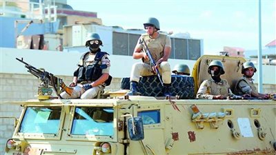 مداهمة بؤرة إرهابية والقبض على 4 عناصر من بيت المقدس برفح