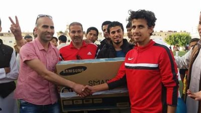 الغزل والبلدية يطلبان ضم ثنائي الرجاء المطروحي