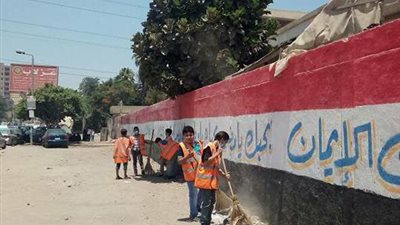 بالصور.. طلاب شبرا الخيمة ينظمون حملة لتجميل المدارس