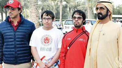 الشيخ محمد بن راشد يشارك لاعبي الأولمبياد الخاص في مبادرتهم