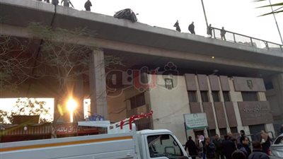 مصرع سيدة سقط جزء من سور كوبري عرابي بشبرا الخيمة عليها (صور)