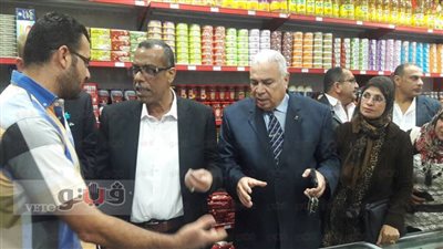 بالصور.. افتتاح الجمعية الاستهلاكية للعاملين بقناة السويس للحاويات