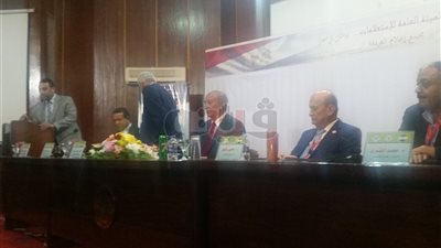 محافظ البحر الأحمر يشارك في ملتقى اتحاد الزراعيين العرب (صور)
