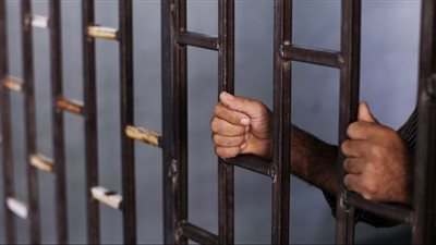 حبس عميد شرطة بالإسماعيلية 4 أيام بتهمة حيازة 8 كيلو مخدرات