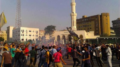 مظاهرة مفاجئة لـ«الإخوان» في ميدان رابعة