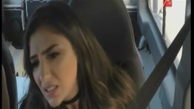 بالفيديو.. رامز جلال ساخرا من مي عمر: عقربة لاشتها