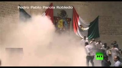 بالفيديو.. شجار بين أعضاء البرلمان في ولاية واهاكا المكسيكية