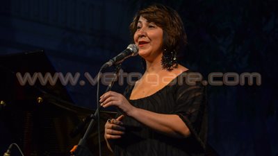 بالفيديو.. أميمة خليل تتراقص على أغنية «لاتدق دقلي» بالقاهرة