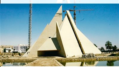 اكتشاف كتابات يونانية على تمثال ديوان المنيا