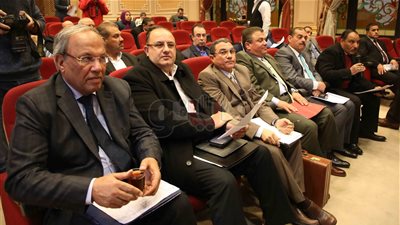 «محلية البرلمان» توصي بتشكيل لجنة لكشف مخالفات أراضي الفيوم