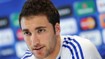 هيجواين: منتخب الأرجنتين يستحق التأهل لدور الثمانية بالمونديال