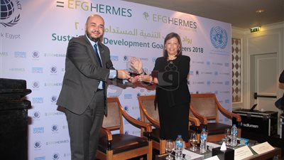 «الاتفاق العالمي للأمم المتحدة» تكرم رئيس المسئولية الاجتماعية بـ«هيرميس»