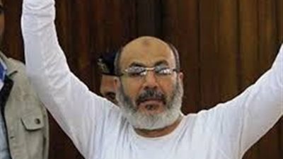 الجنايات تطرد صفوت حجازي خارج قاعة «التخابر مع حماس»