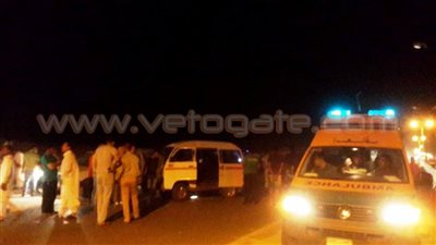 إصابة سائق في حادث تصادم سيارتين بطور سيناء