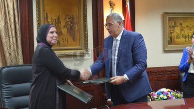جهاز تنمية المشروعات والبنك الزراعي يوقعان عقدا بمبلغ 50 مليون جنيه