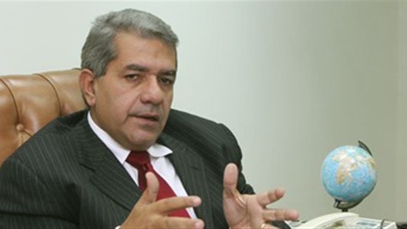 عمرو الجارحى وزير