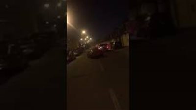 بالفيديو.. رد فعل خليجي وجد سيارة بورش أمام منزله