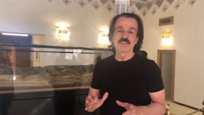 «ياني» يشيد بعظمة أول نسخة من القرآن في أوزبكستان