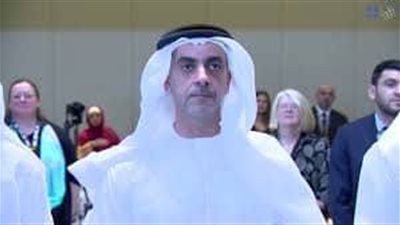 وزير الداخلية الإماراتي يعزي شيخ الأزهر في وفاة شقيقته