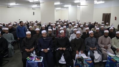 «البحوث الإسلامية» يعقد ورشة عمل للوعاظ عن القضايا السكانية (صور)