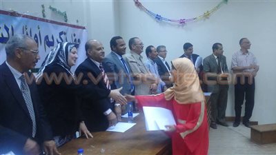 بالصور.. «مستقبل وطن» يكرم أوائل الشهادة الإعدادية بسمالوط