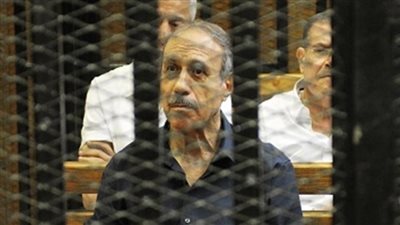 العادلي في شهادته بمحاكمة مرسي: الإخوان روجوا أنني فتحت السجون