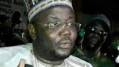 مستشار رئيس السنغال يعزي شيخ الأزهر في وفاة شقيقته