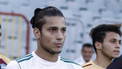 «إسلام صلاح» يتقدم بالهدف الأول لـ«المصري» في جرين بافلوز