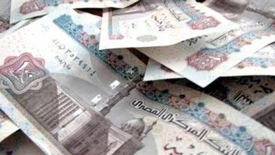 3 سيدات يسرقن 20 ألف جنيه من موظف على المعاش في الدقهلية