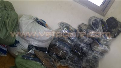 ضبط نصف طن ملابس رجالي مهربة داخل سيارة ملاكي ببورسعيد