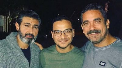 ياسر جلال يزور أمير كرارة في موقع تصوير «كلبش»