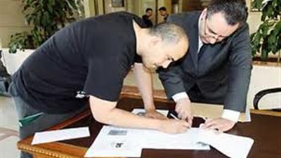 مد فترة قيد المصريين بالخارج بالجداول الانتخابية إلى 4 مارس