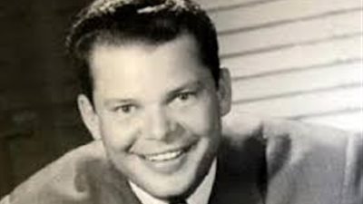 يوسف السباعي يكتب: خواطر شخصية