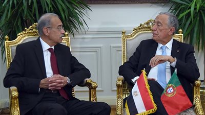 شريف إسماعيل يبحث مع رئيس البرتغال سبل تعزيز العلاقات الثنائية