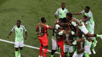 شوكويزي يحرز الهدف الأول لنيجيريا في شباك جنوب أفريقيا