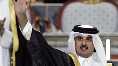 أمير قطر يهنئ أردوغان بفشل الانقلاب العسكري