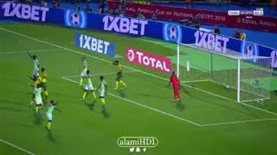 زونجو يحرز هدف التعادل لجنوب أفريقيا في نيجيريا