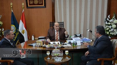 بالصور.. محافظ الدقهلية يلتقي ممثلي «المركزي للتعبئة والإحصاء»