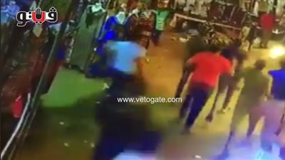 بالفيديو.. بلطجية يعتدون على الأهالي بالأسلحة البيضاء في الشرقية