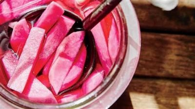 طريقة عمل مخلل اللفت مع البنجر