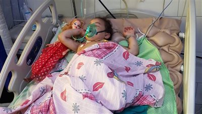 تأجيل قضية الطفلة جنة ضحية التعذيب على يد جدتها لـ8 يناير