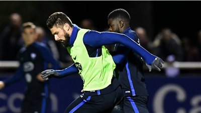 منتخب فرنسا يختتم تدريباته لمواجهة ويلز وديا
