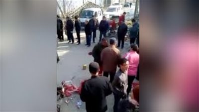 حادث سير مروع يودي بحياة 5 أشخاص في الصين (فيديو)