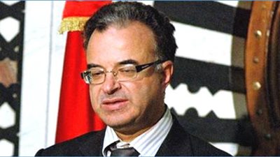 وزير المالية: تونس تتوقع تباطؤ النمو إلى 1 % هذا العام