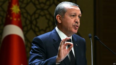 أستاذ علم النفس السياسي: انتظروا مذابح أردوغان بعد فشل الانقلاب