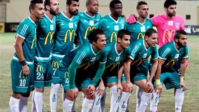 جبيرة بإصبع «عمرو نبيل» مدافع الاتحاد السكندري قبل مواجهة «دجلة»